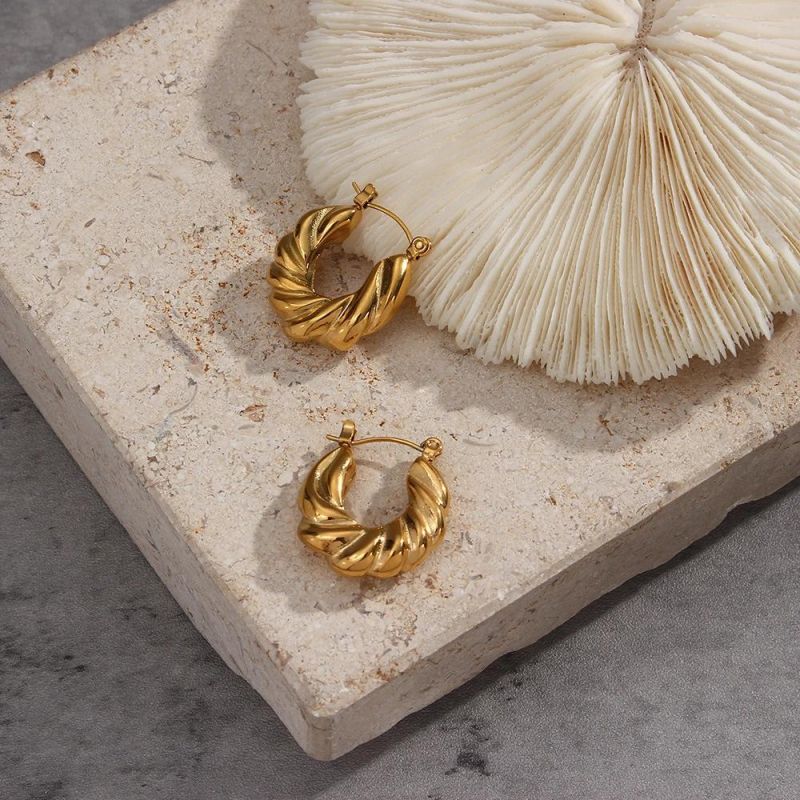 Factory Customized Fashion Jewelry Ins Fashion Fashion Bread Pattern U-Shaped Earrings Jewelry Stainless Steel Plated 18K Gold Fine Linen Pattern Earrings