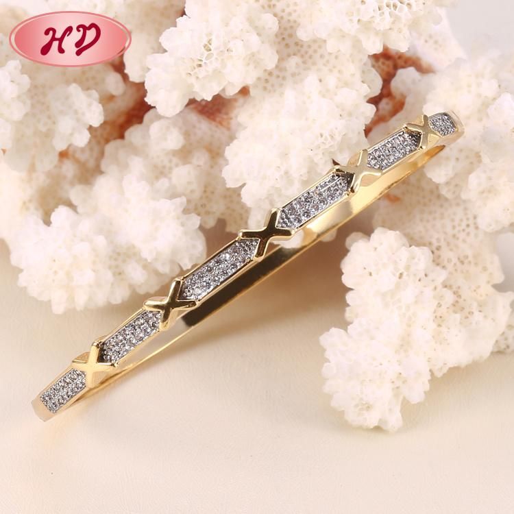 Wholesale Zircon Brass 2020 Fashion Braided Bangle with Zircon