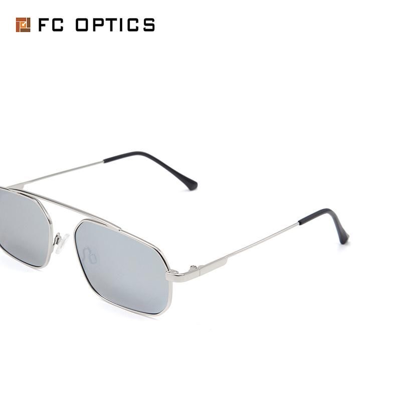 Italien Monture De Lunettes Modele Women Shades Luxury 2020 Polarizadas UV400 Oversized Chain Private Label Gafas De Sol Soleil Polarise Personnalisees Hombre