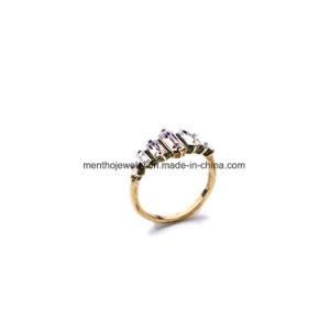 Simple Elegant Rhinestone Alloy Jewelry Ring Gold Plated Lady&prime;s Rings