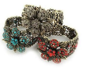 Fashion Jewelry/Jewellery Flower-Shaped Rhinestone Bracelets (F3H136)