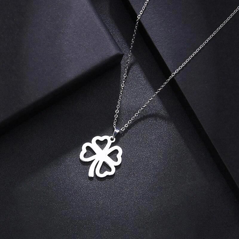 2022 Hot Selling Wholesale Jewelry Custom 18K PVD Gold Plated Stainless Steel Plain Lucky Four-Leaf Clover Necklace