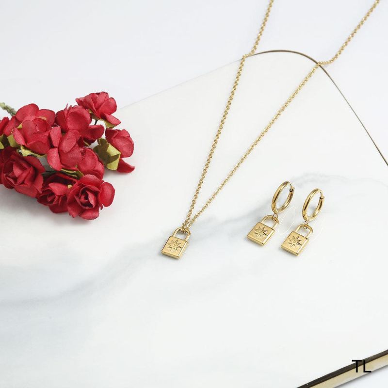 Manufacturer Custom Fashion Jewelry Necklace Good Quality Waterproof 14K Gold Filled Jewelry Making Supply Stainless Steel Jewelry for Women