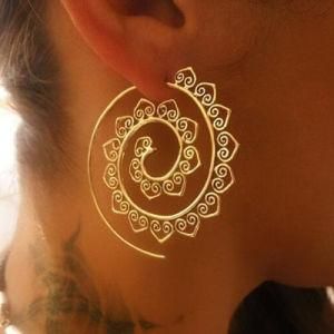 Exaggerated Love Heart Whirlpool Gear Earrings for Women