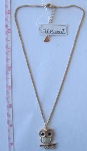 Acrylic Beaded Fashion Metal Pendant Necklace Jewelry