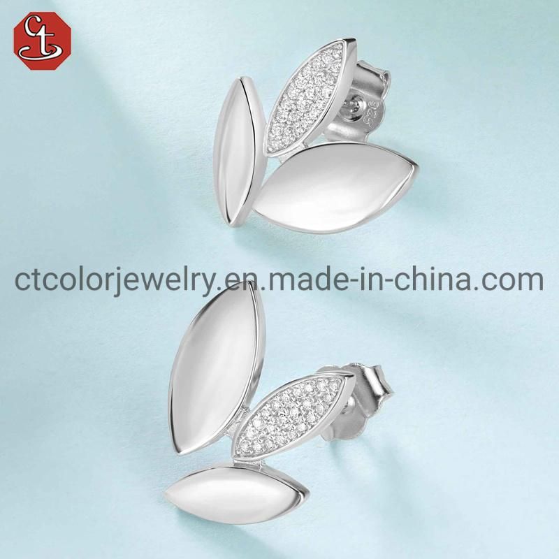 Wholesale Jewelry Cheap price Leaf Shape Earring in 925 Silver with CZ Stone