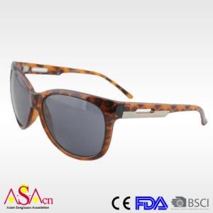 Designer Fashion Polarised Sunglasses with Ce Certification