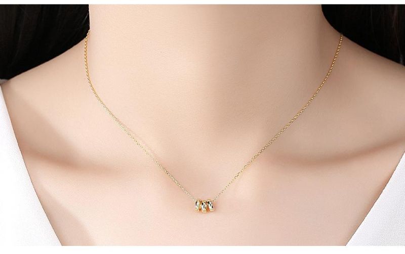 Wholesale Fashion Personalized Gold Plated Cubic Zircon Clasp Pendant Necklace