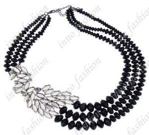 Fashion Glass Beads Necklace (INNO-N-0107-20)