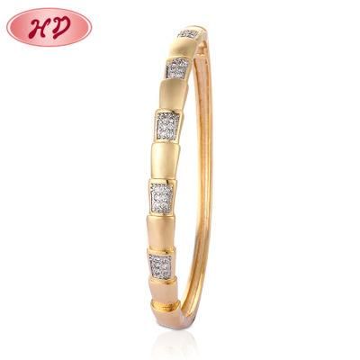 2020 HD Fashion New Saudi Gold Custom Bangle Jewelry Designs for Girls