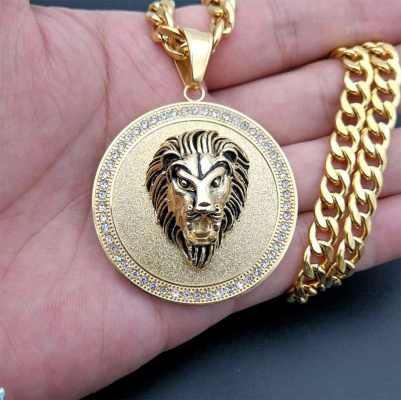 European and American Hip-Hop Hiphop Jewelry Titanium Steel Gold-Plated Diamond Frosted Disc Lion Head Pendant Spt1028