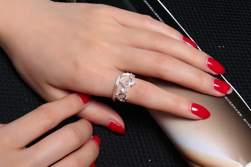 Wholesale 925 Sterling Silver Queen Crown Engagement Ring with Zircon for Women