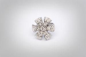 Fashion Stainless Steel Flower Ring Jewelry (RZ6058)