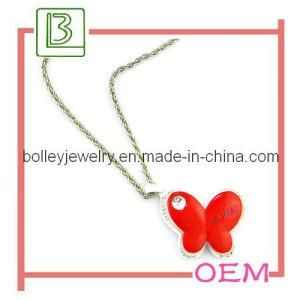 Pretty Butterfly Shaped Necklace