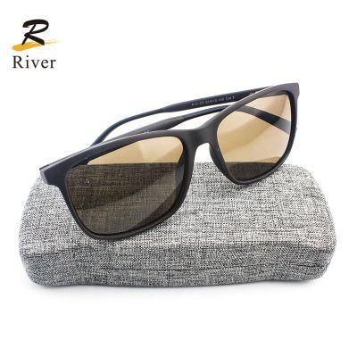 P12 Classical Design Stock Polarized Men Sunglasses