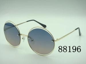 Factory Hot Sale New Fashion Retro Frame Classic Sunglasses