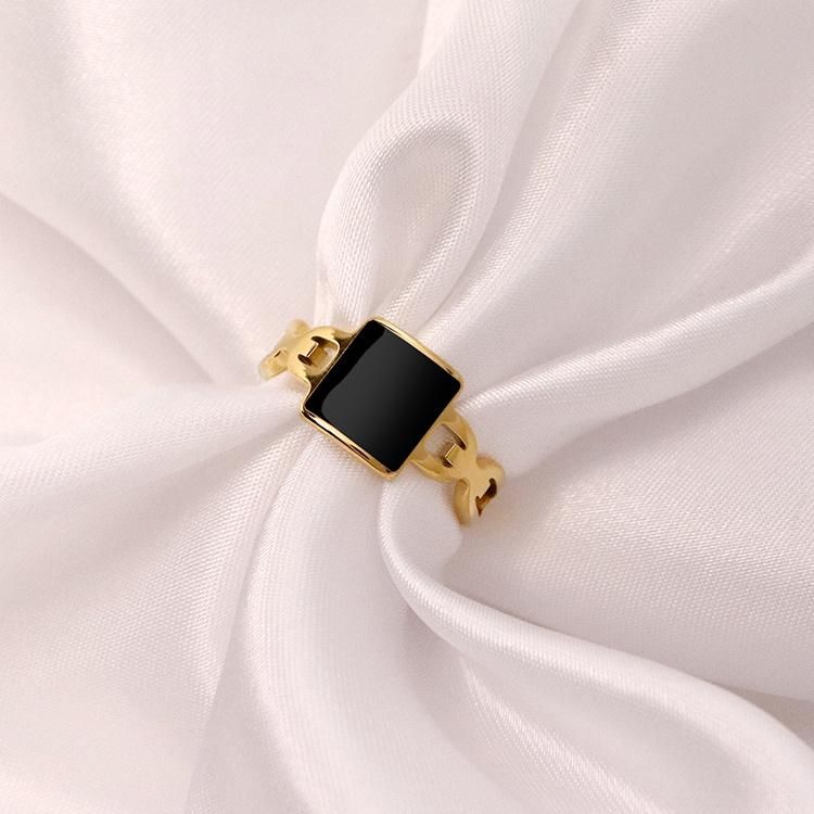 Simple Women′s Square Stainless Steel Gold-Plated Fashion Ring in Black Jewelry