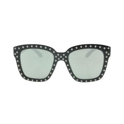 2018 Factory Directly Square Shape Sunglasses with Ball Decoration