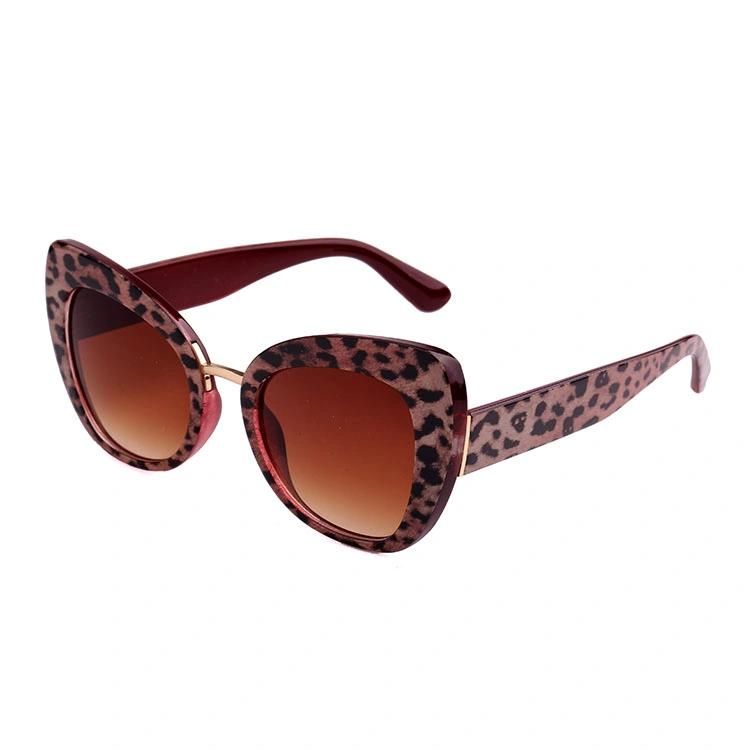 2019 Rising Cat Eye Fashion Sunglasses with Metal Bridge