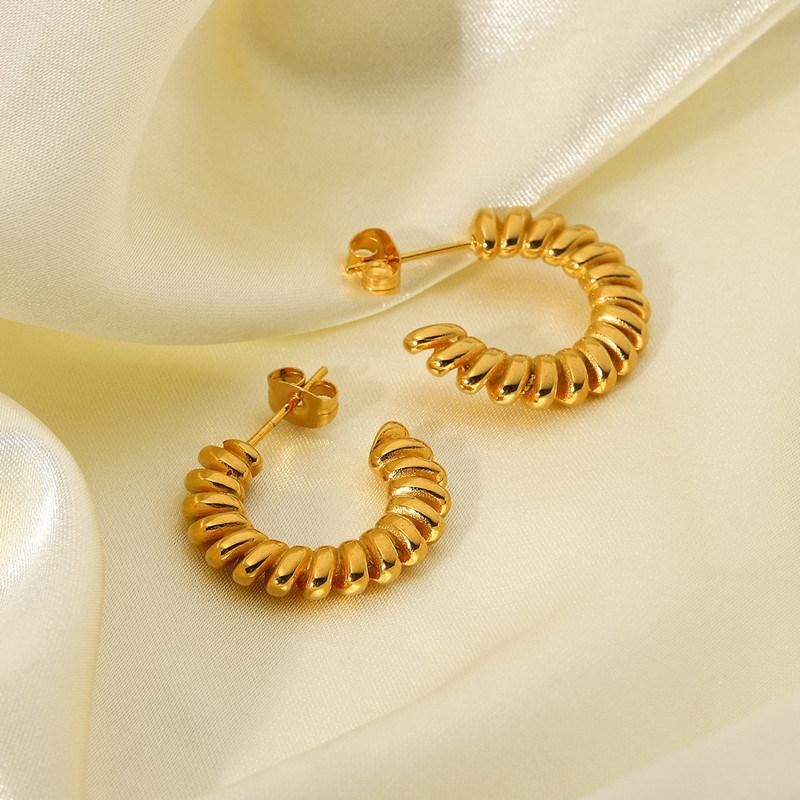 18K Gold Plated Croissant Earrings Twisted Round Hoop Earrings Chunky Hoop Earrings for Women and Girls