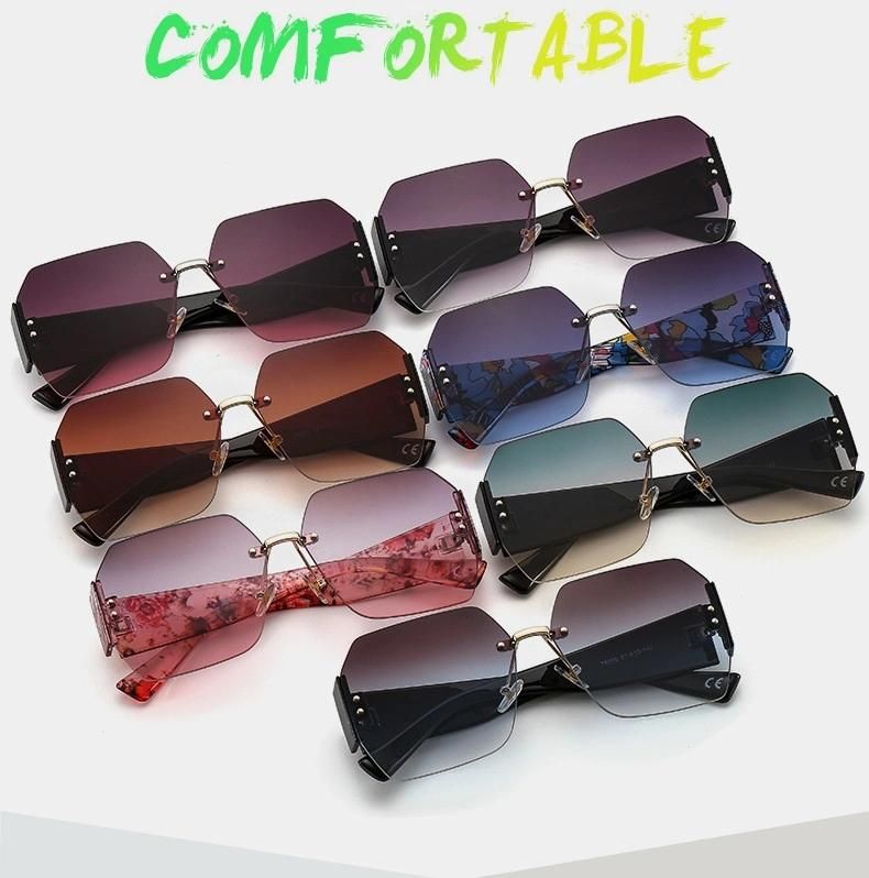 2022 New Square Sunglasses Women Luxury Brand Designer Frame Transparent Gradient Sunglasses