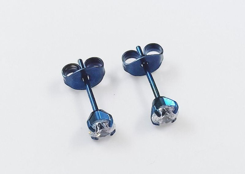 Popular ASTM F136 Titanium G23 Titanium Zircon Four-Claw Ear Studs Anodizing Titanium Blue Ear Stud Piercing Jewelry Factory Wholesale Tper12c