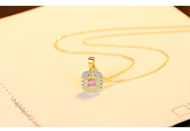 Hot Sale Unique Designs Cubic Zirconia Pendant Necklace