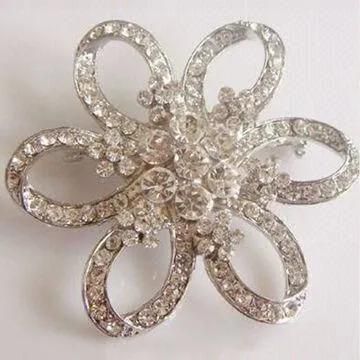 New Design Charm Decoration Crystal Brooches