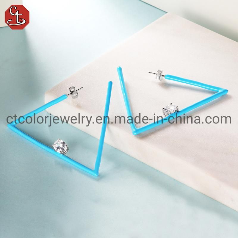 Fashion 925 Sterling Silver Enamel Triangle Design Earring for Grils