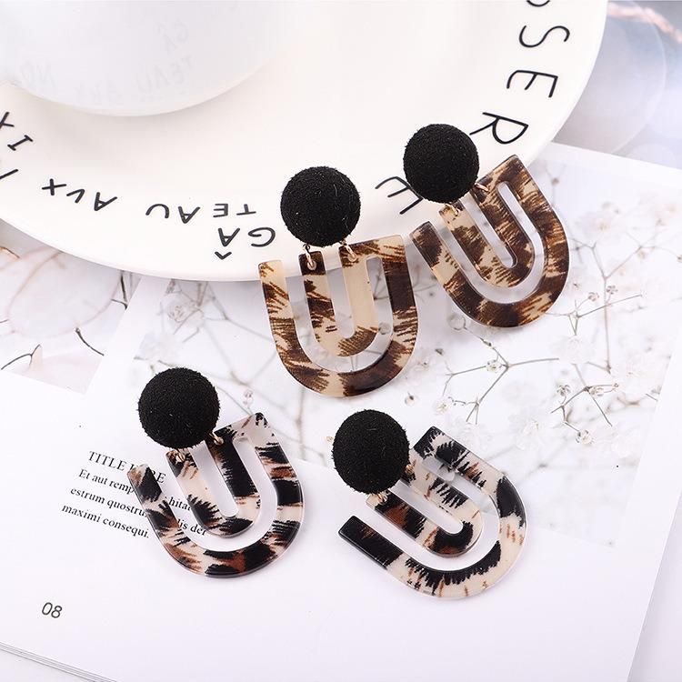 Western Fashion Jewelry PU Leather U Shape Horse Fur Stud Earrings