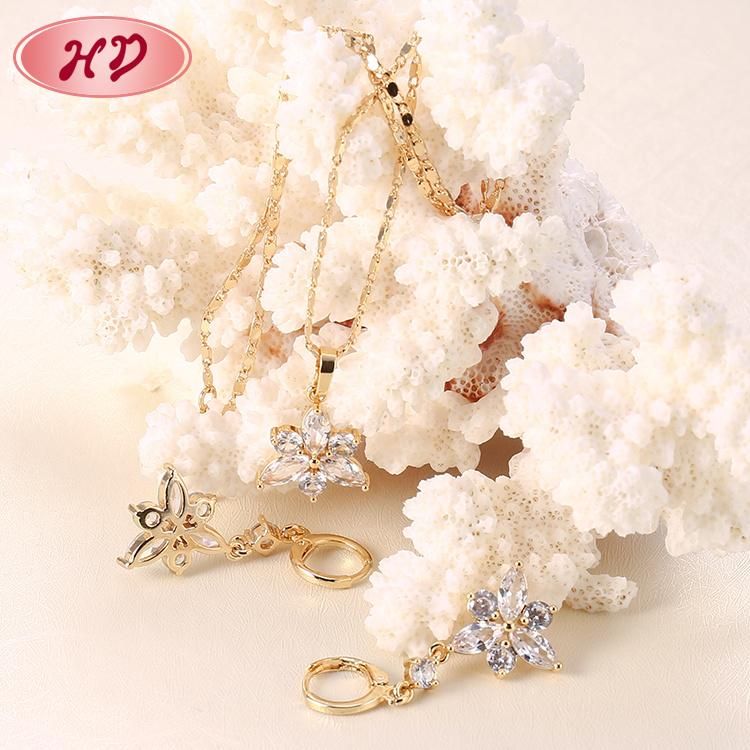 Women Fashion Costume Imitation 18K Gold Plated Ring Bracelet Charm Jewelry with Earring, Pendant, Necklace Sets Jewelry
