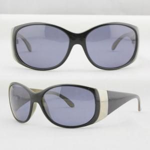 Quality Fashion Plastic Women Sunglasses with CE Certification (91022)