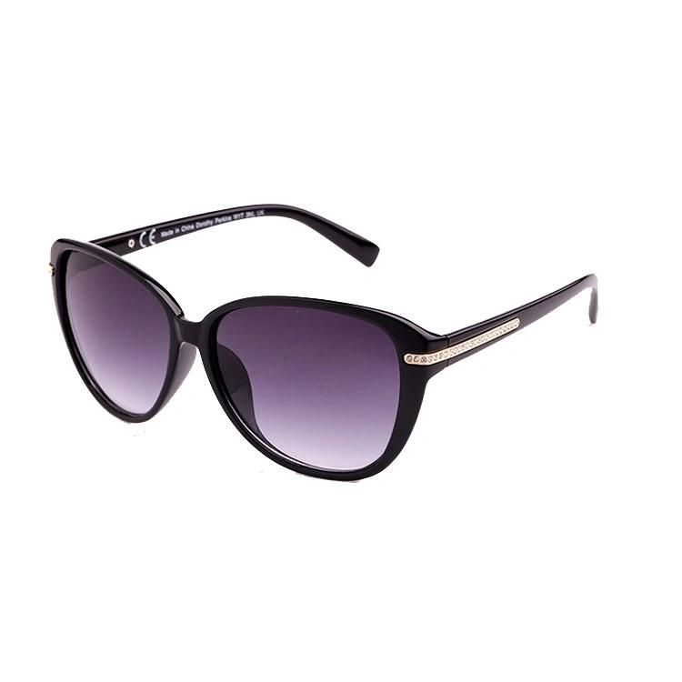 Hot Selling Retro Fashion Sunglasses with Diamond Decoration