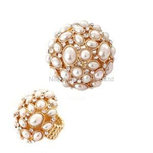 Fashion Imitation Pearl Ring with Flower Jewelry 2017 Exaggerated Diamond and Pearl Rings for Women Party Ring