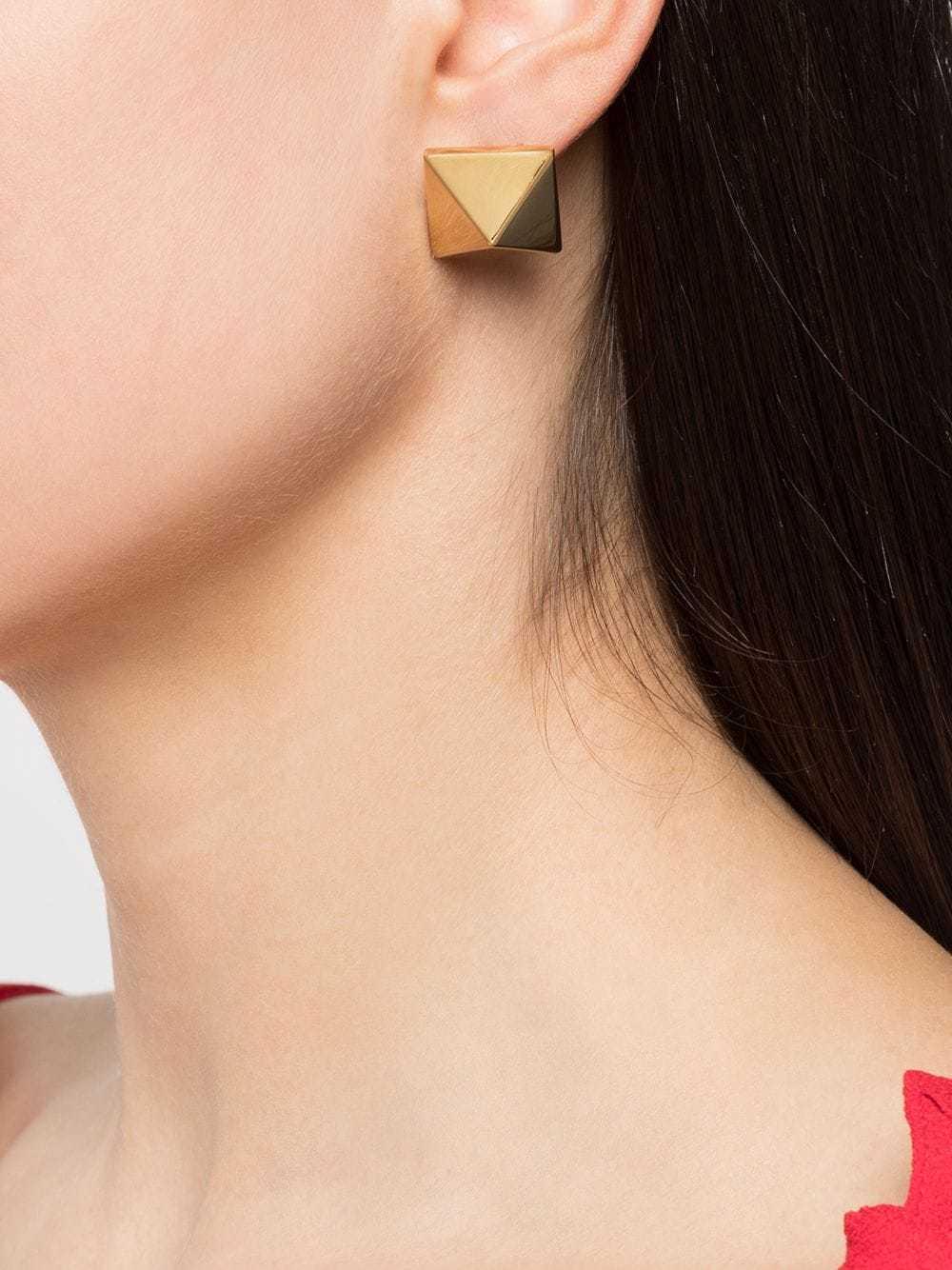 Fashion Simple Personality Pyramid Earrings Jewelry