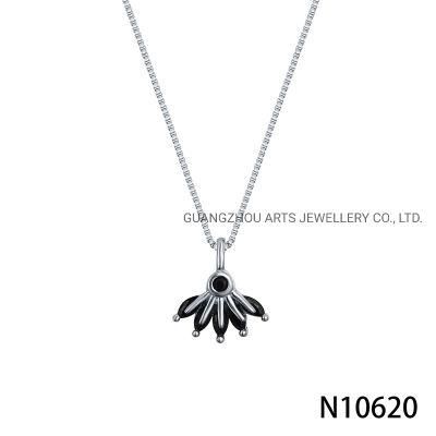 Bear&prime;s Paw Black Spinels Pendant Necklace