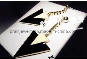 Fashion Triangle Jewelry /Gold Plated Exaggerated Fashion Jewelry Imitation Alloy Earrings Gold Plated Gold Plating Gold (PE-031)