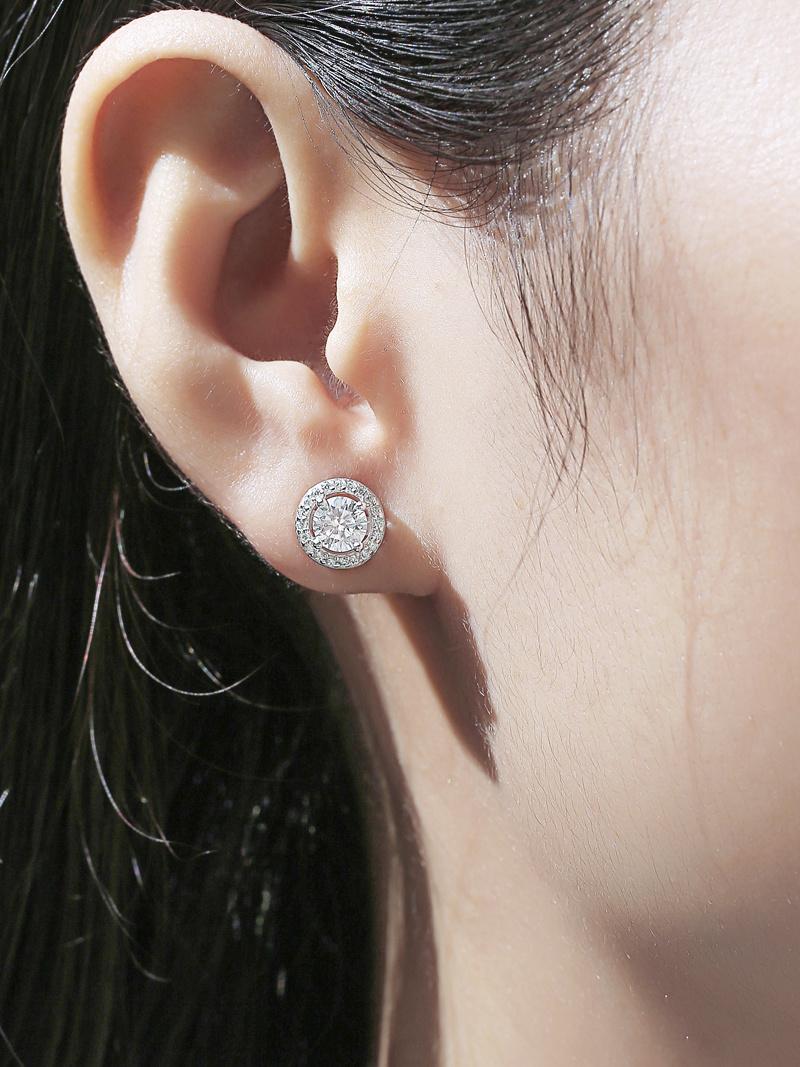 50 Points Moissanite Round Stud Earrings 925 Sterling silver fashion jewelry elegant earrings for girls