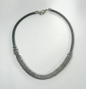 Fashion Leather Stainless Steel Necklace (NC4093)