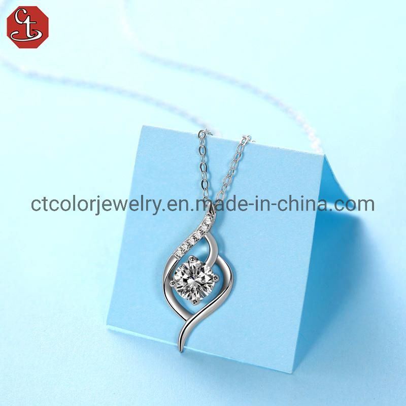Love at First Sight Series Girls Birthday Gift Fashion Necklace One Carat Moissanite Fashion Pendant