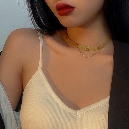 Fashion Titanium Steel Metal Short Clavicle Necklace for Women