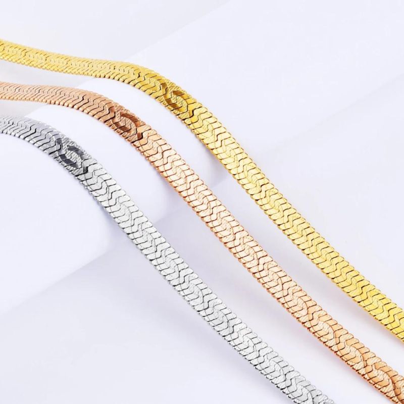 Stainless Steel Manufacturer New Fashion Herringbone Chain Necklace with Embossed Flower