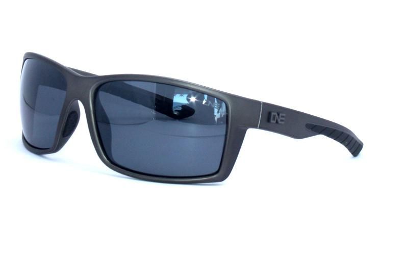 Fashionable Outdoor Sports Sunglasses for Professionals