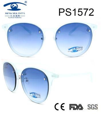 Latest Italy Fashion Style Frame Plastic Sunglasses (PS1572)