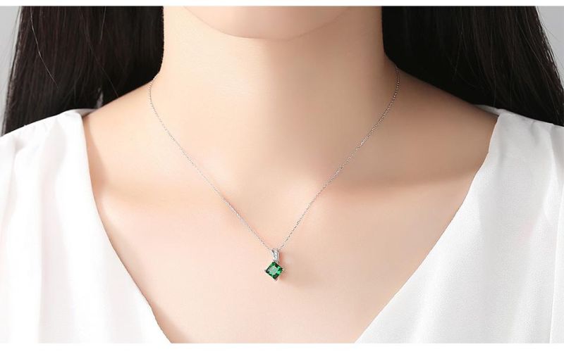 New Chain Elegant Green Rhombus Pendant Zircon Necklace