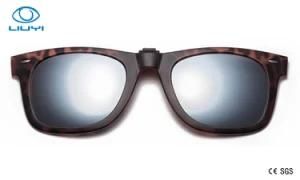 Designer Fashion Polarized Clip on Sunglasses with Tac Lens From Manufacturer for Man or Woman Model 2140h-C1