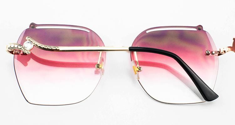 Hot Selling Custom Logo Diamond-Encrusted Stock Frameless Women Sunglasses