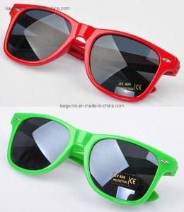 China Manufacture New Style Promotion Gift Red and Green Color Round Face Sunglasses