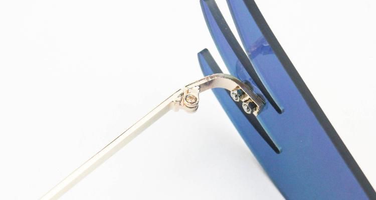 Butterfly Shaped Custom Logo Wholesale Funny Metal Frame Women Sunglasses