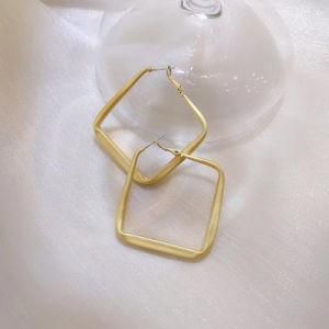 Mdw Women&prime;s Earrings Set Pearl Earrings for Women Bohemian Fashion Jewelry 2020 Geometric Crystal Heart Stud Earrings